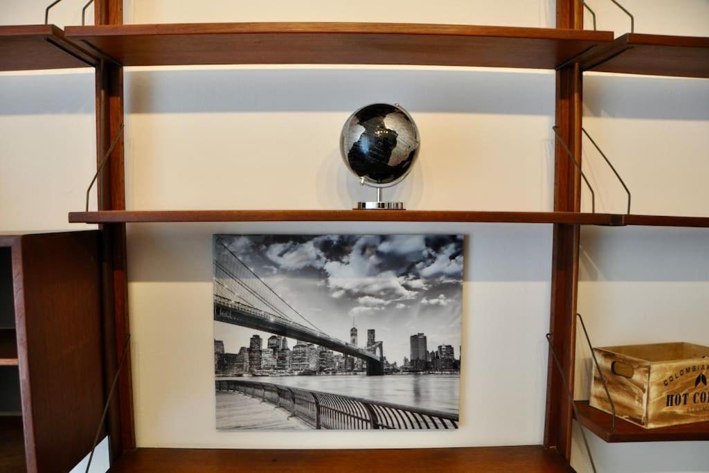 M.Aurelio Black & White Milan Bagian luar foto